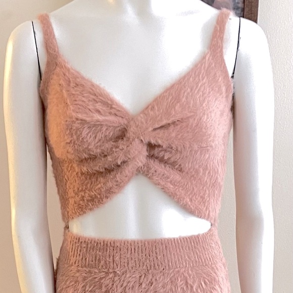 Crop Tank & Skirt SET - Picture 13 of 13